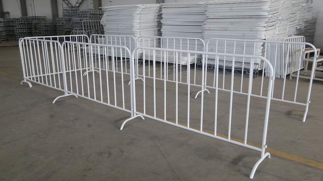 Iron Horse Barrier, Portable Temporary Fence for Crowd Control, Road Construction & Event Safety