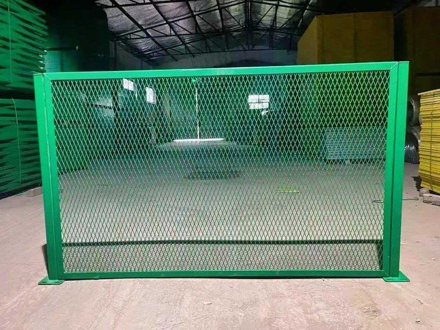 Railway Bridge Anti-Throw Safety Net Durable Wire Mesh Fence for Preventing Falling Objects on Bridge
