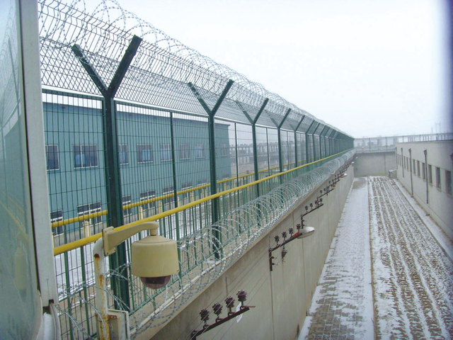 High-Strength Prison Isolation Fence | Thickened Steel Pipe Posts | Impact-Resistant & Vandal-Proof | For Prison Perimeter