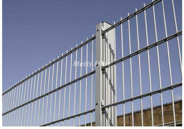 Heavy Duty Double Wire Fence Powder Coated Anti-Rust Fence for Industrial Area & Warehouse Protection