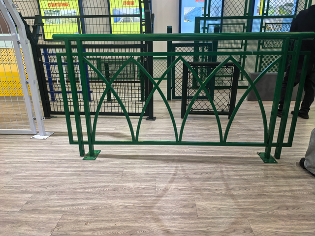 Ornamental Aluminum Fence - Decorative Privacy Barrier for Yard & Patio | Easy Installation