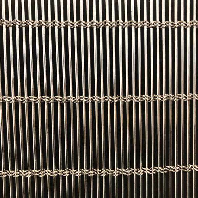 Outdoor Decorative Mesh for Patio & Balcony, Weather-Resistant Net for Plant Support & Landscape Decoration